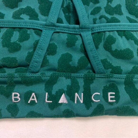 Balance Athletica Lux Form Bra Panther Forest Medium - Picture 4 of 9